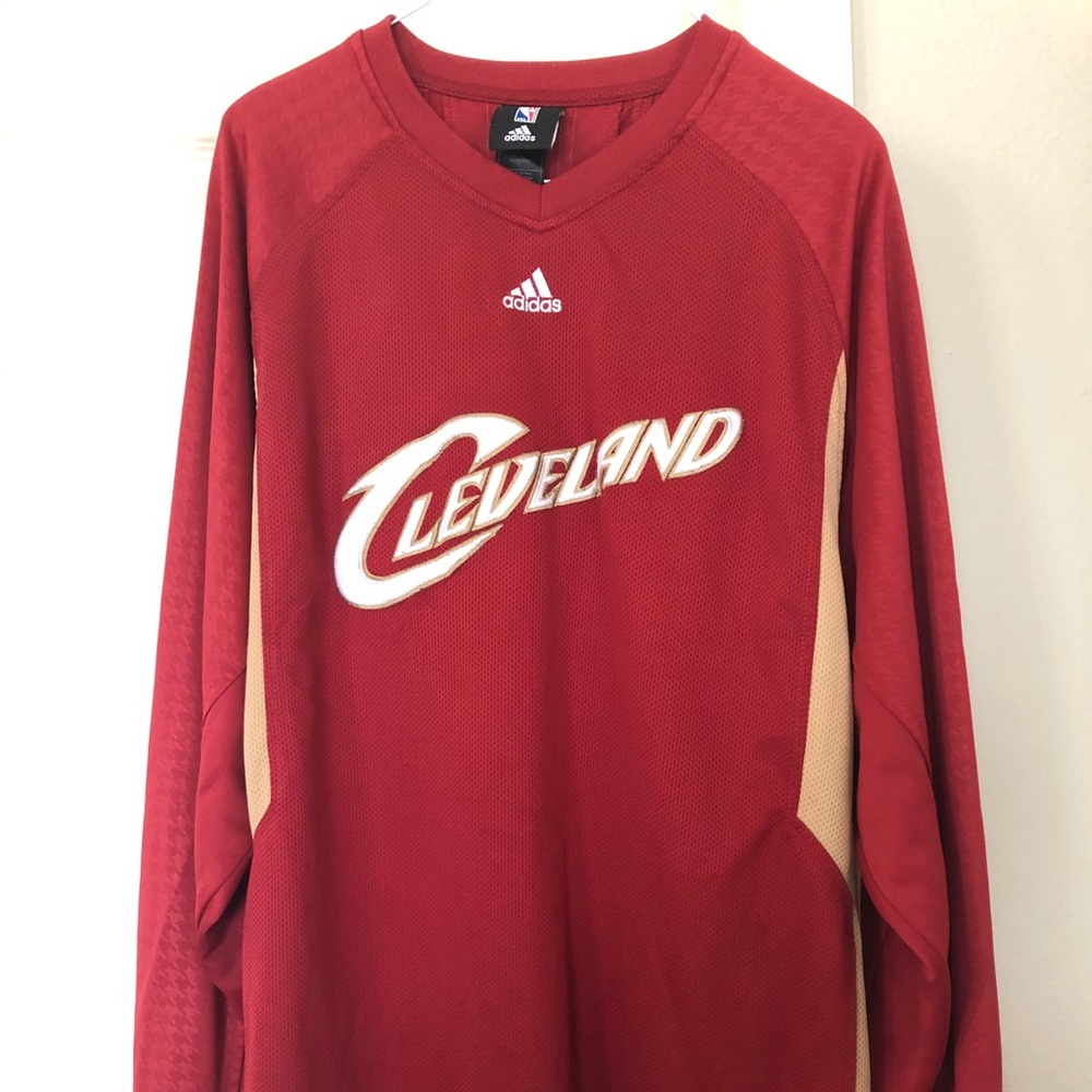 Adidas Cleveland Cavaliers Long Sleeve Sweatshirt!